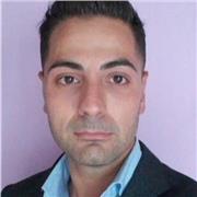 Docente di Scienze Naturali presso il MIUR, impartisce lezioni di biologia, chimica e preparazioni per esami universitari in ambito biologico